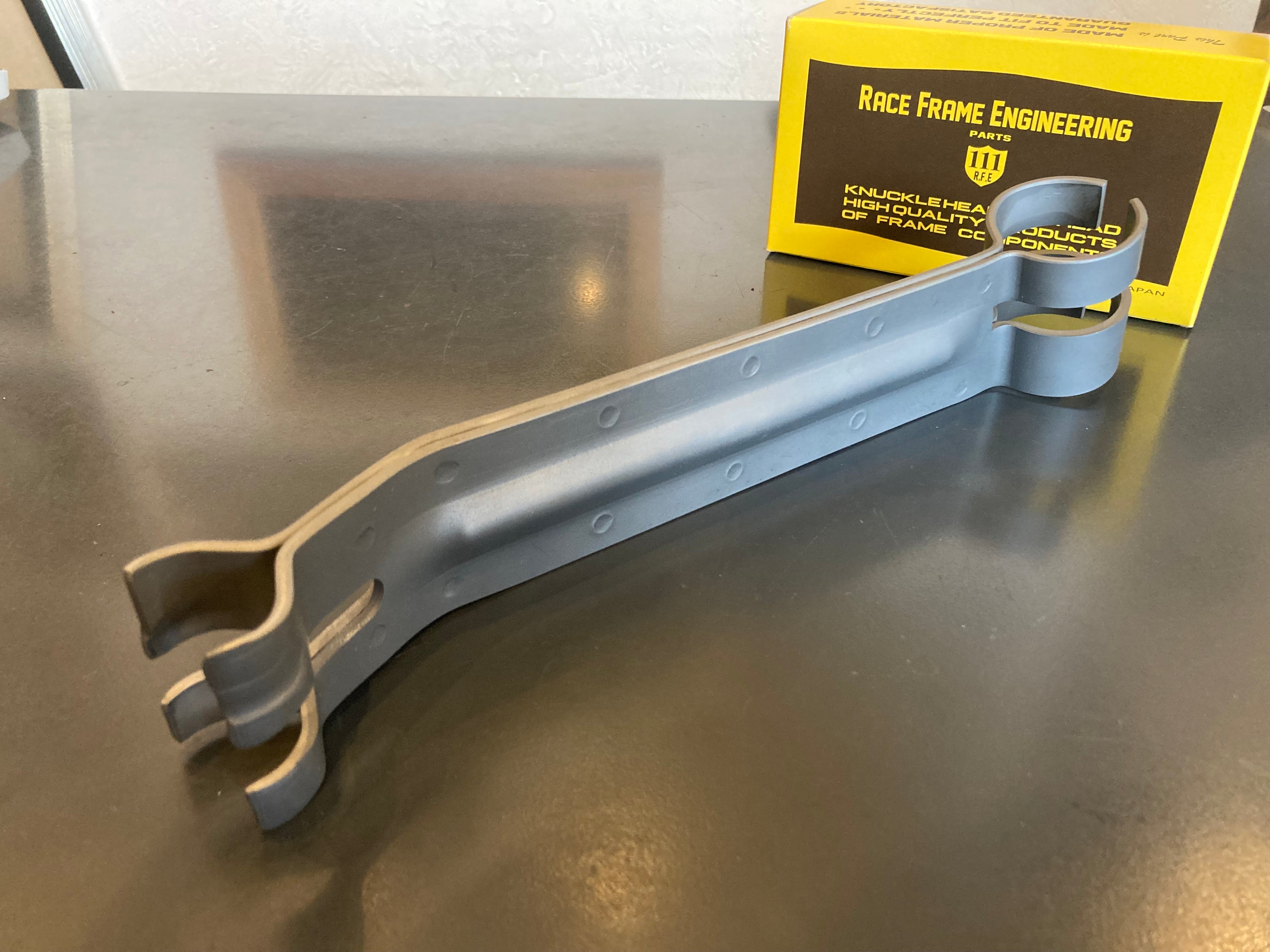 エンジンtoトランスミッションステフナー　VC36　レプリカ　未塗装　RFE