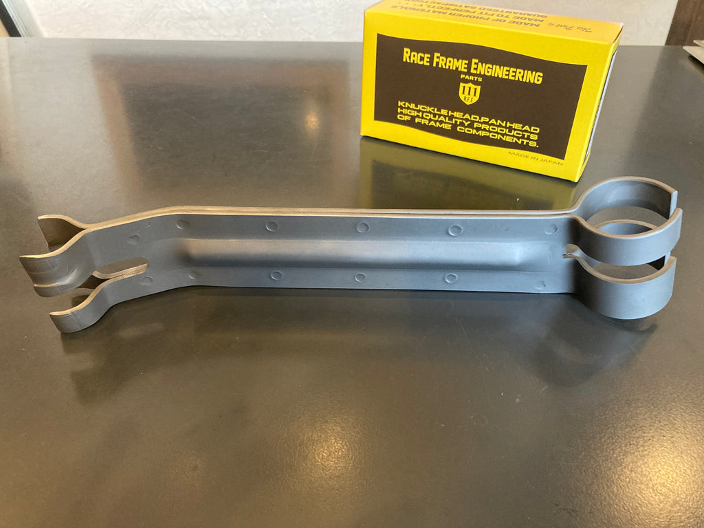 エンジンtoトランスミッションステフナー　VC36　レプリカ　未塗装　RFE