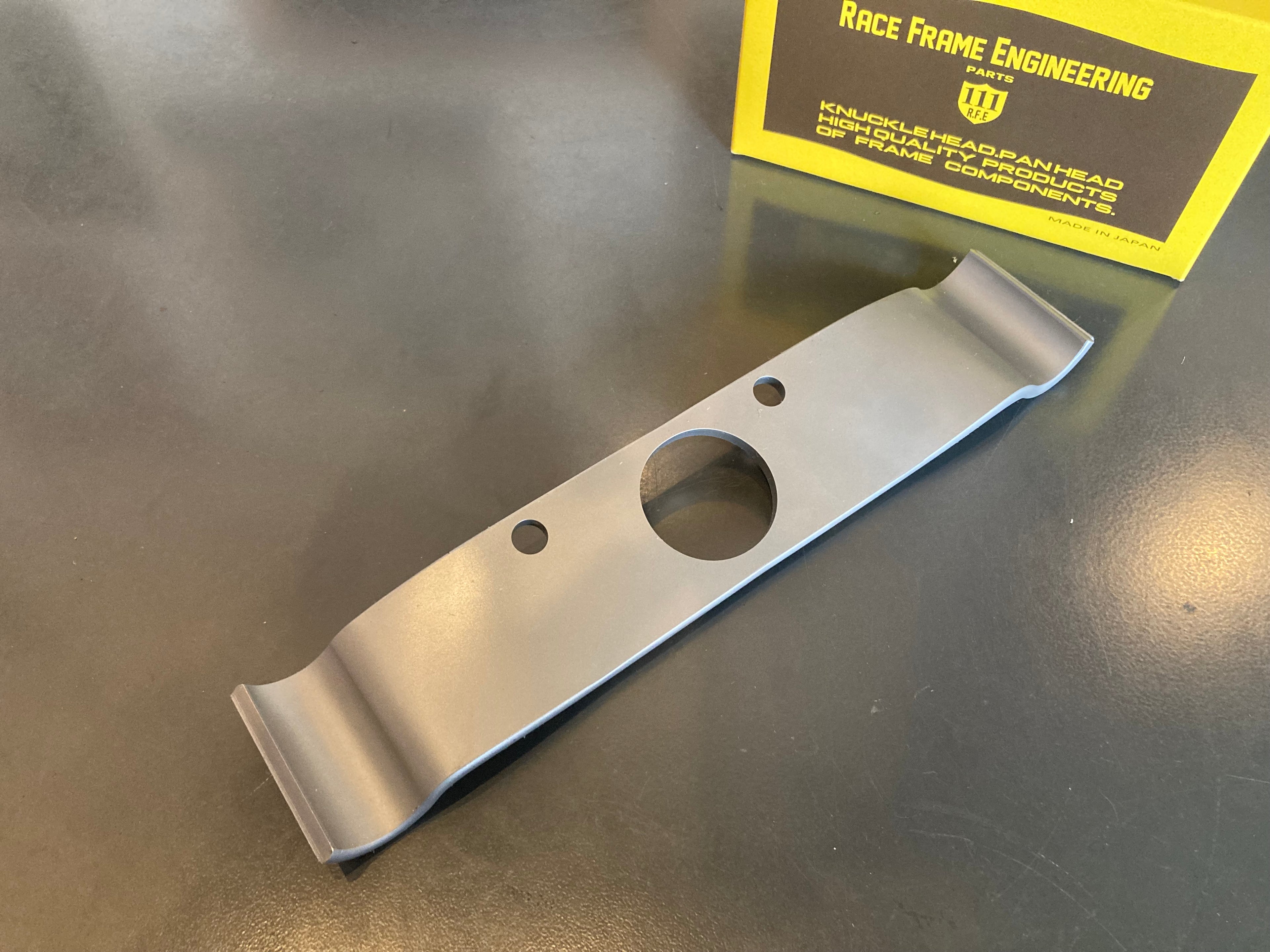 ロアシートポストブレース　VC47　レプリカ　未塗装　RFE