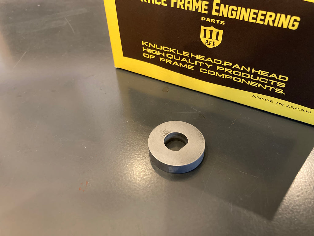 シートポストプラグ　VC79　レプリカ　未塗装　RFE