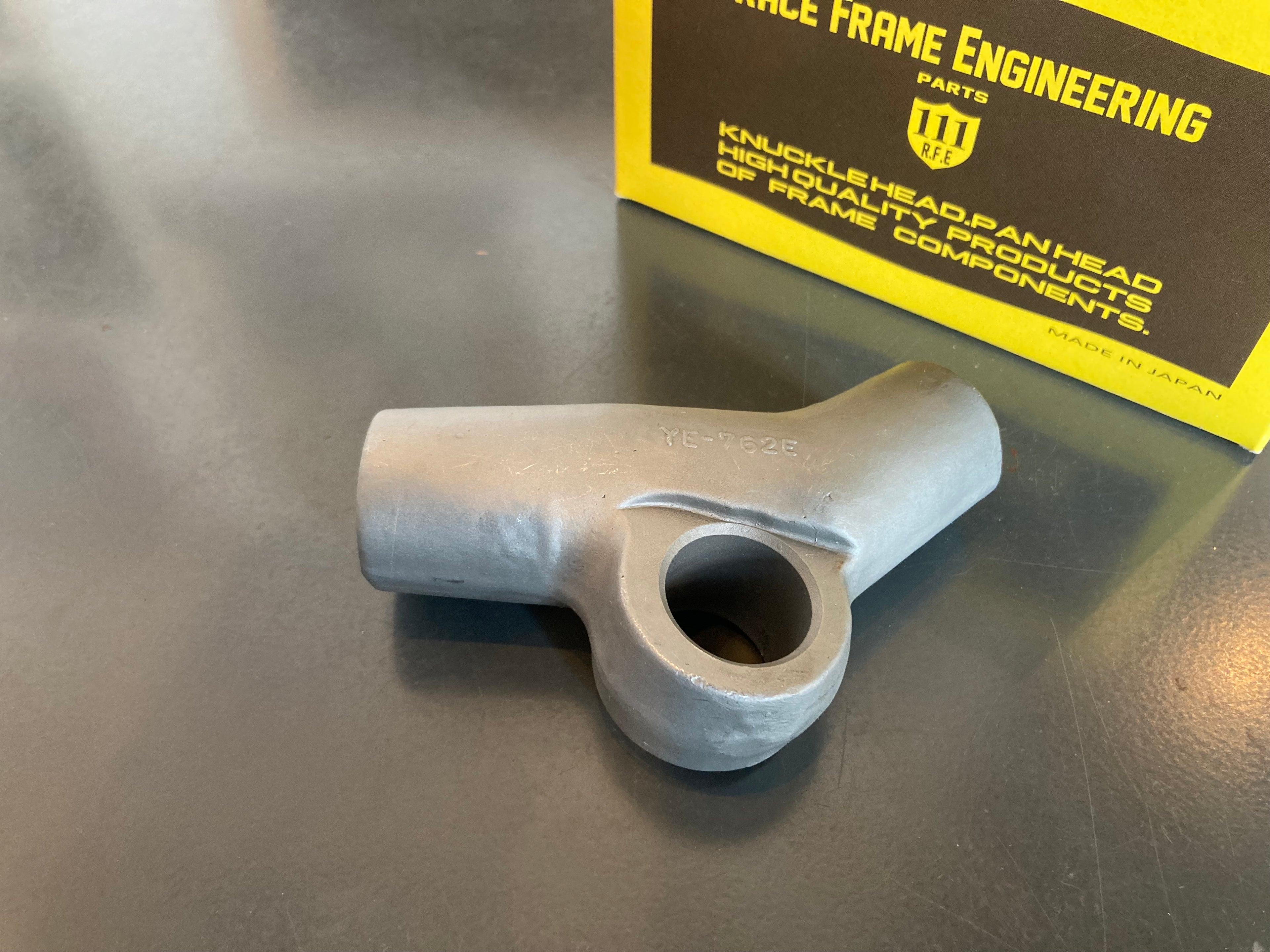 サイドカーループ左　VC105L　レプリカ　未塗装　RFE