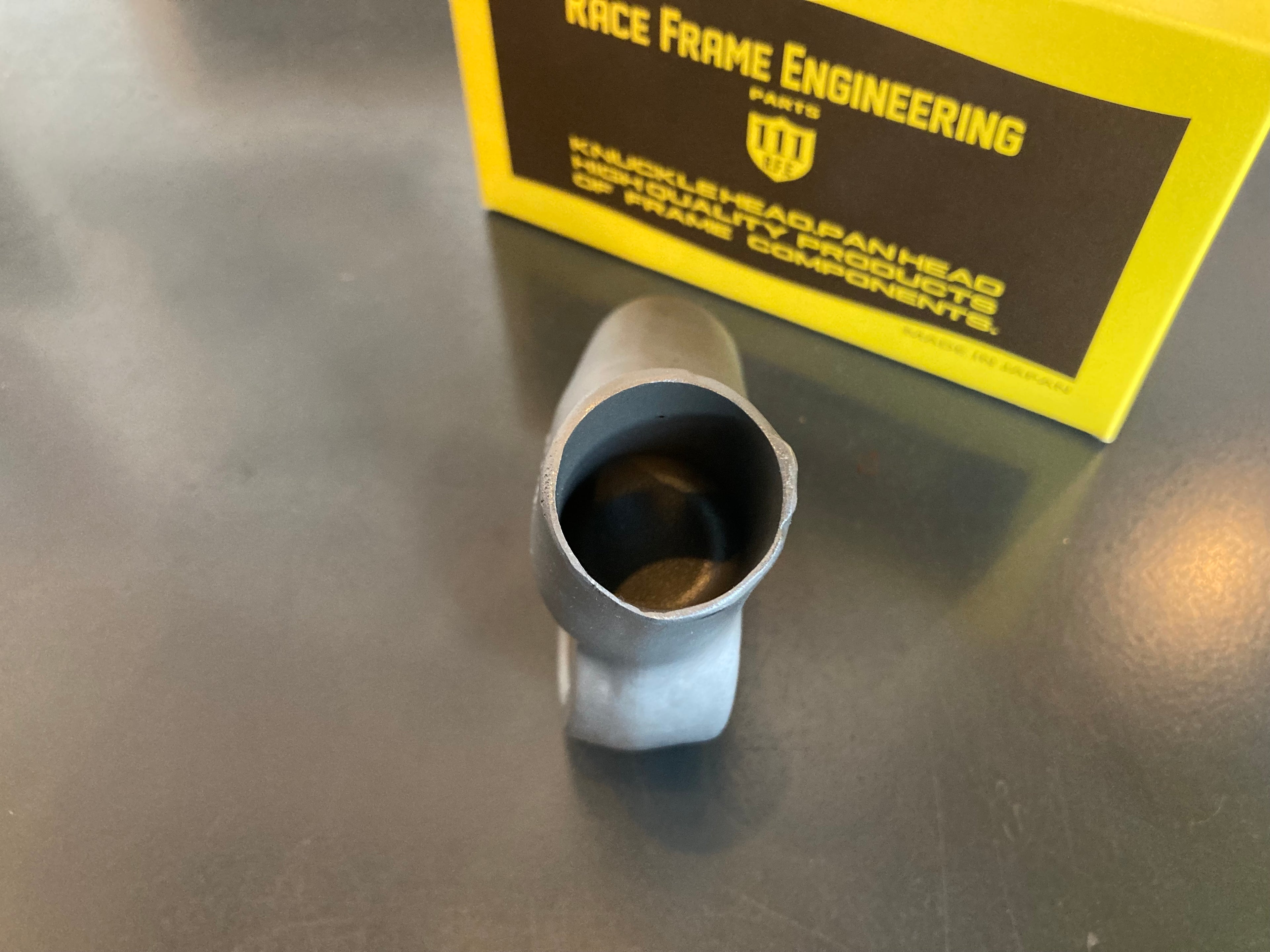 サイドカーループ左　VC105L　レプリカ　未塗装　RFE